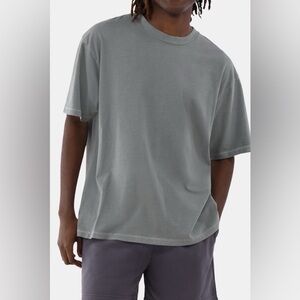 No Boundaries All Gender Cotton Oversize Tee With Short Sleeves Men’s Size M